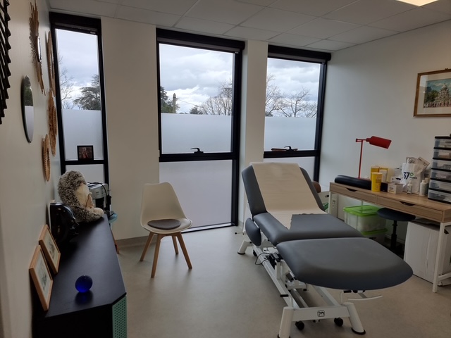 Plus grand pole Santé Ouest lyonnais/Charbonnières/cabinet médical pour médecin spécialiste